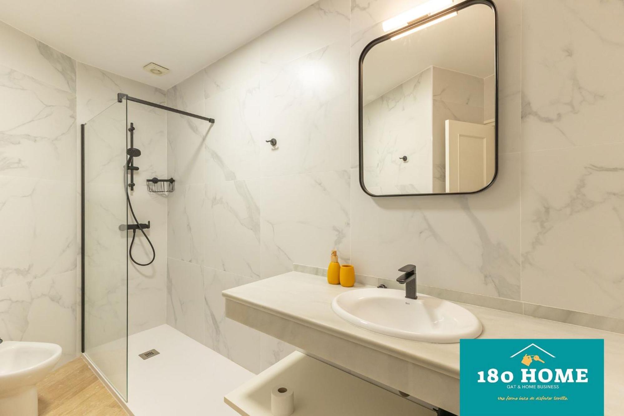 180 Home Goyeneta Luxury Sevilla Eksteriør billede