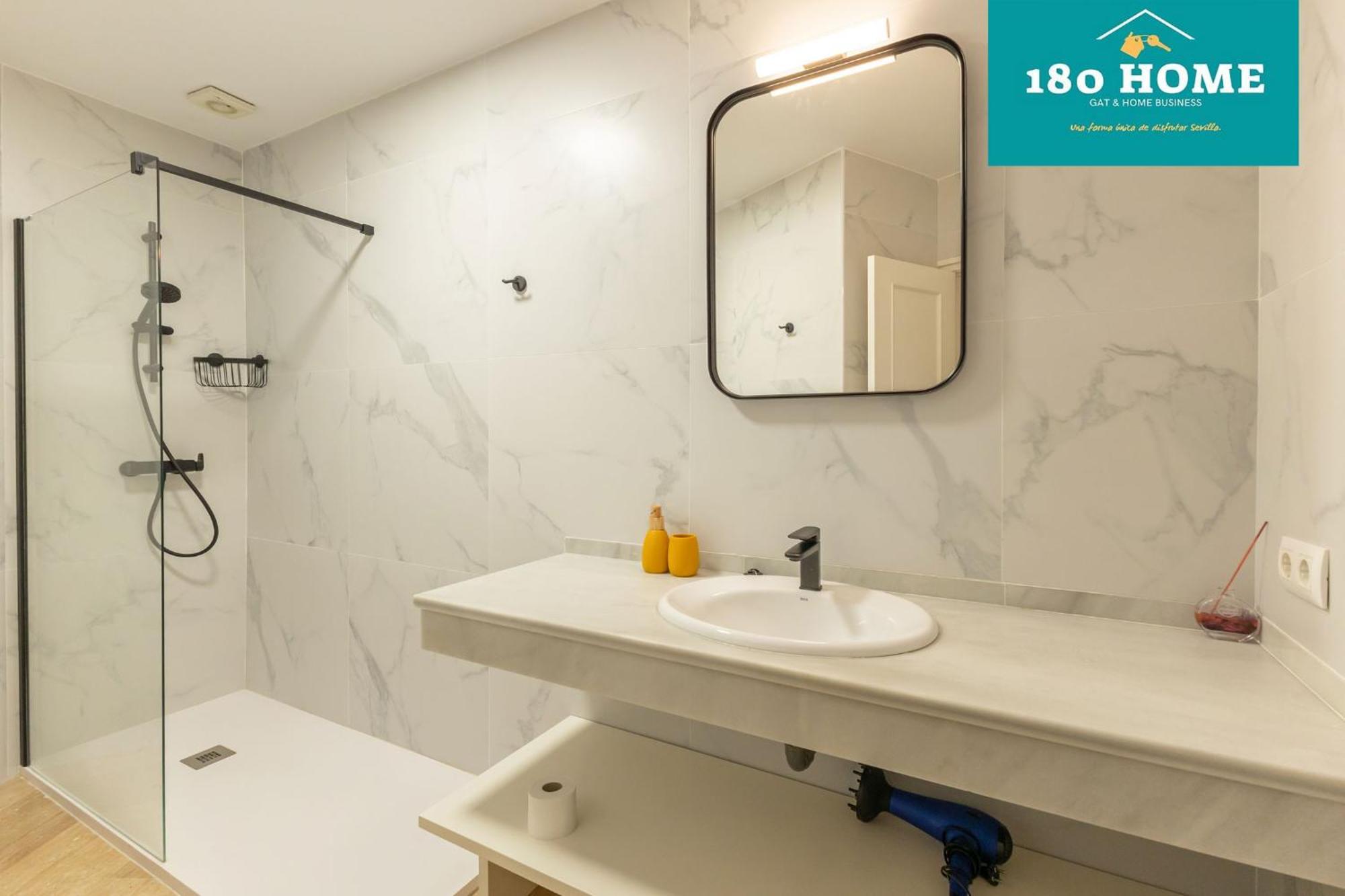 180 Home Goyeneta Luxury Sevilla Eksteriør billede